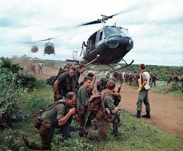 vietnam-war-soldiers