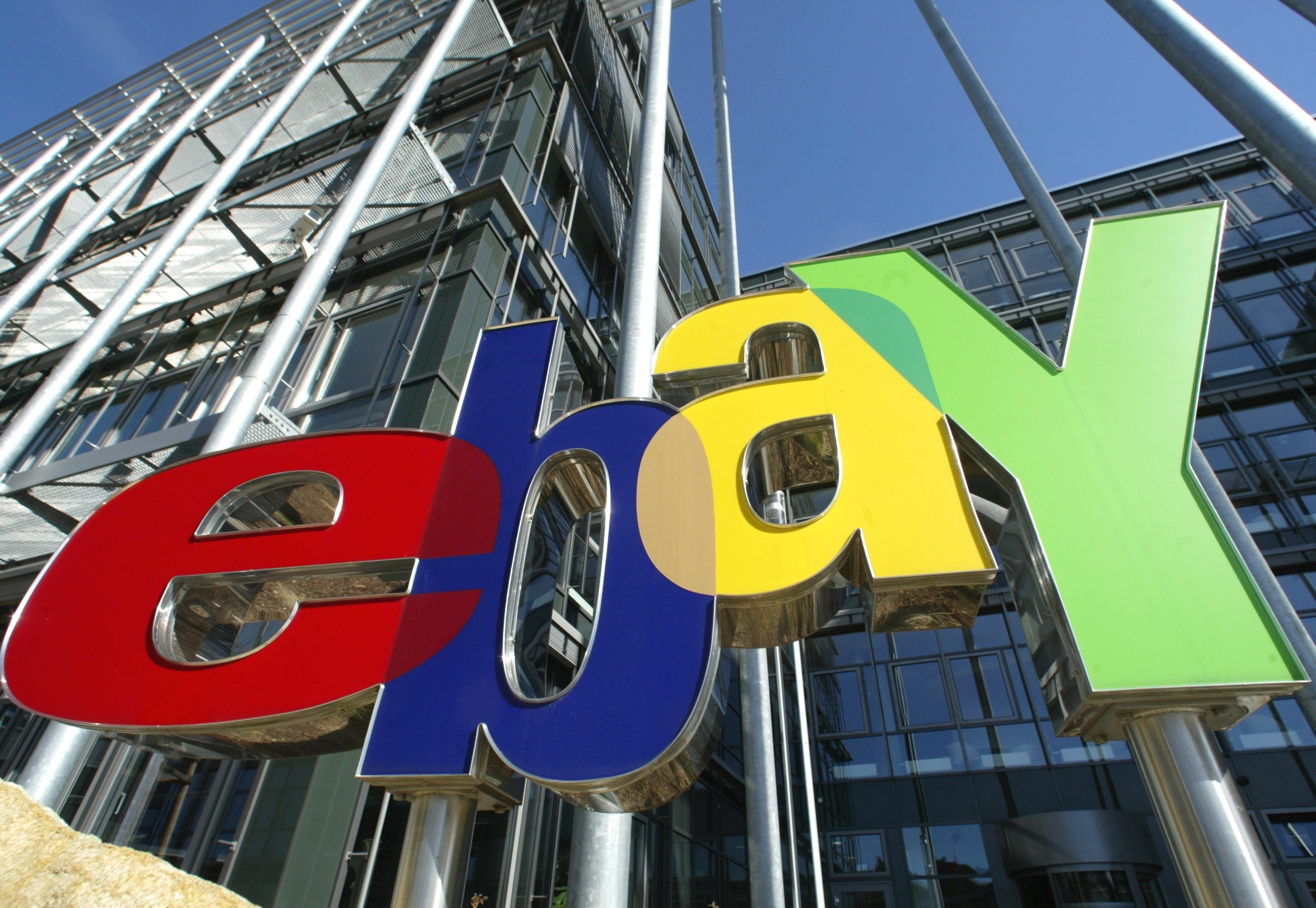 Ebay: account e sicurezza compromessi