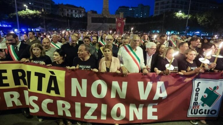 la galla alla fiaccolata della destra