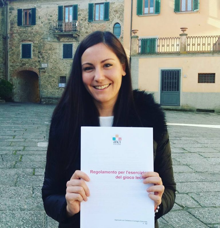 simona neri regolamneto gioco